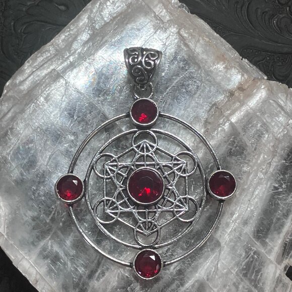 Faceted Garnet Metratrons Cube Sacred Geometry Pendant (55 7250) - Picture 7 of 9